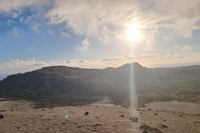 Private Sunrise Tour on Mt Yasur Volcano with Guide - A Morning at the Volcano: Exploring Mt Yasur on Tanna Island