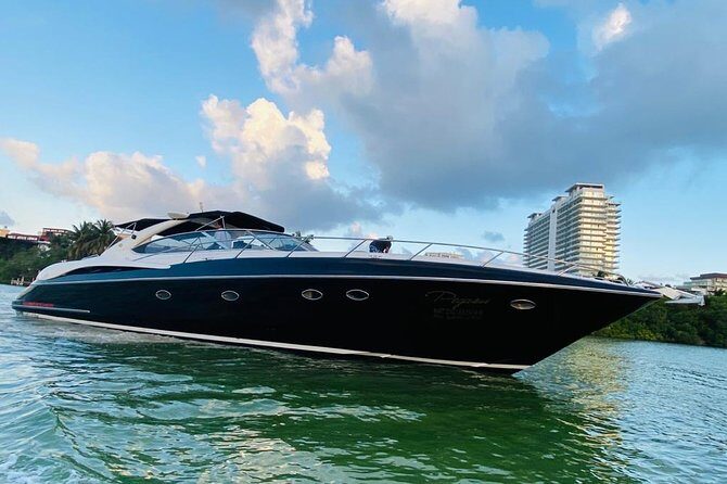 Private SUNSEEKER 60 Yacht Experience for up to 20 Guests - Who Will Love This Yacht Experience?