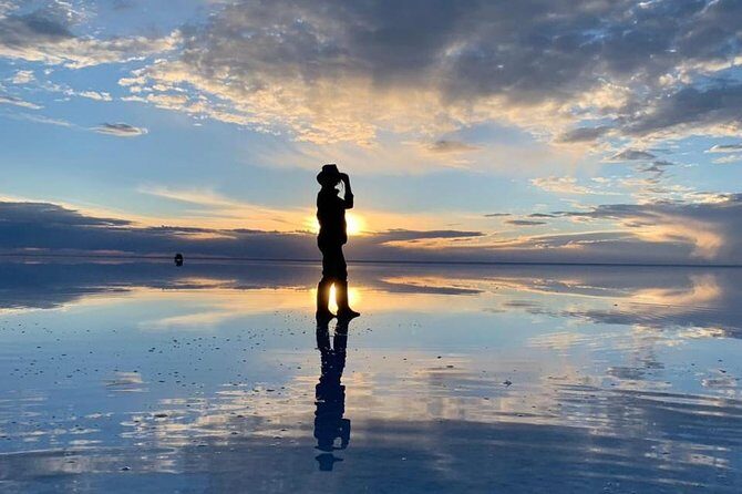 Private: Sunset and starlight tour in Uyuni salt flats. - An In-Depth Look at the Uyuni Sunset and Starlight Tour