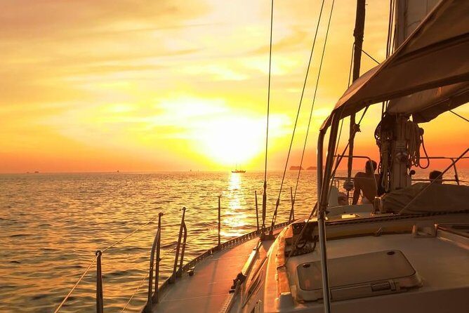 Private Sunset Charter of 50' Beneteau - A Deep Dive into the Experience