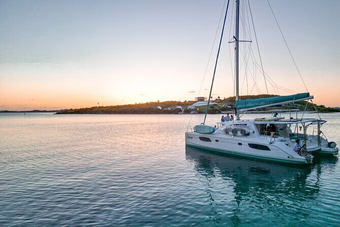 Private Sunset Charter on Elusive Catamaran - Private Sunset Charter on Elusive Catamaran: An Authentic Bermuda Experience