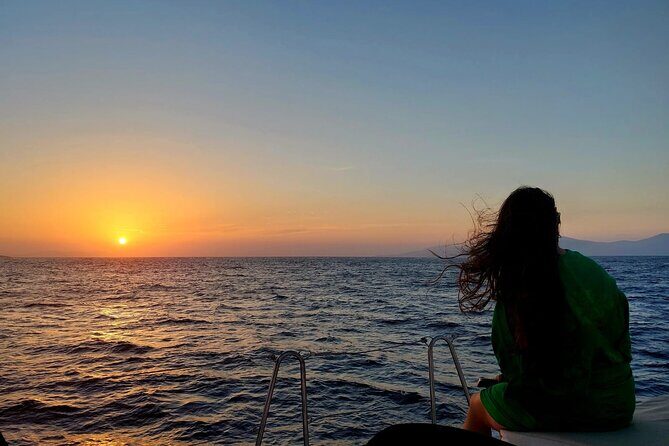 Private Sunset cruise to Rhenia&Little Venice with Mykonian Viand - What We Love About This Sunset Sailing Tour