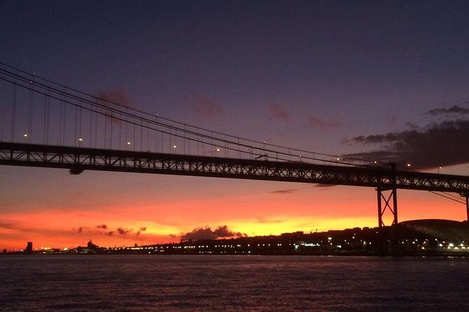 Private Sunset Sailing Tour in Lisbon with welcome drink - Who Will Love This Experience?