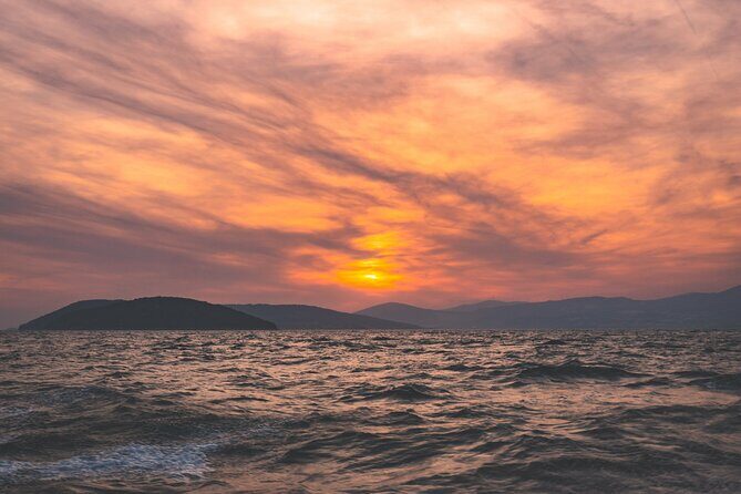 Private Sunset Tour from Split + Bottle of Wine Included - Who Should Consider This Tour?