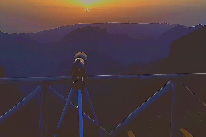 Private Sunset Tour to Pico do Arieiro with Drinks, Food & Music - An In-Depth Look at the Sunset Tour to Pico do Arieiro