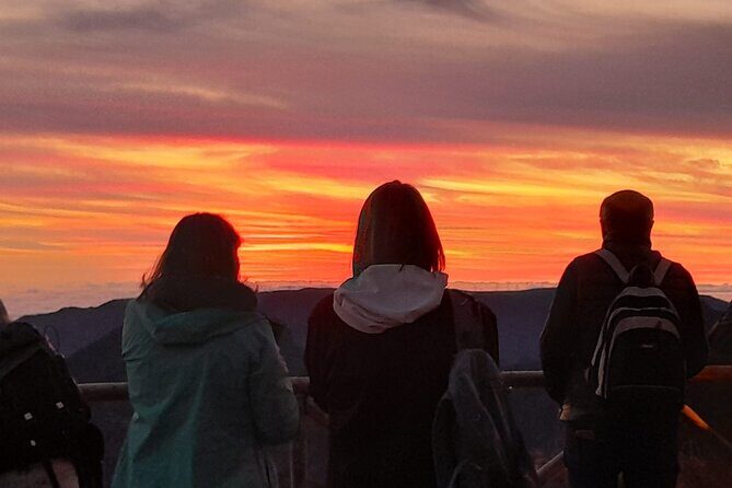 Private Sunset Tour to Pico do Arieiro with Drinks, Food & Music - FAQ