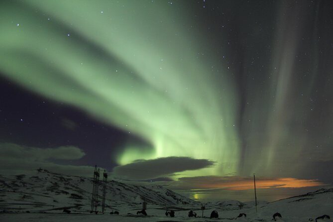 Private Superjeep Northern Lights Hunt - FAQ: Your Questions About the Private SuperJeep Northern Lights Hunt