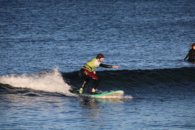 Private Surfing Lesson at Playa de las Américas - FAQs