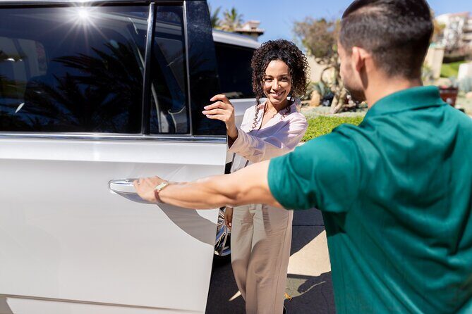 Private SUV Round-Trip from Airport to Hotels in Puerto Los Cabos - An In-Depth Look at the Private SUV Transfer Experience in Los Cabos