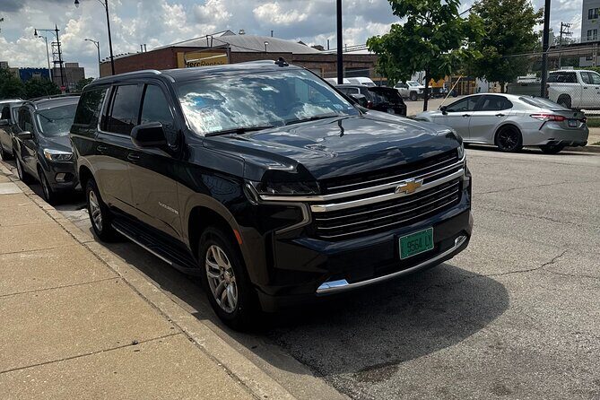 Private SUV Transfer from O'Hare Midway Airport to Chicago - A Closer Look at the Private SUV Transfer Experience