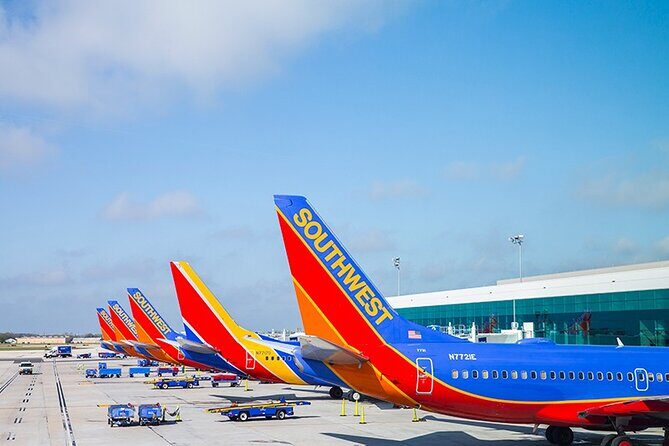 Private SUV Transfer Galveston to Hobby Airport for 6 People - FAQs