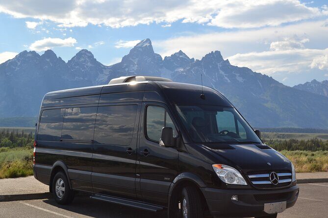 Private SUV Transfers to/ from Jackson Hole Airport JAC - FAQ: Your Questions Answered
