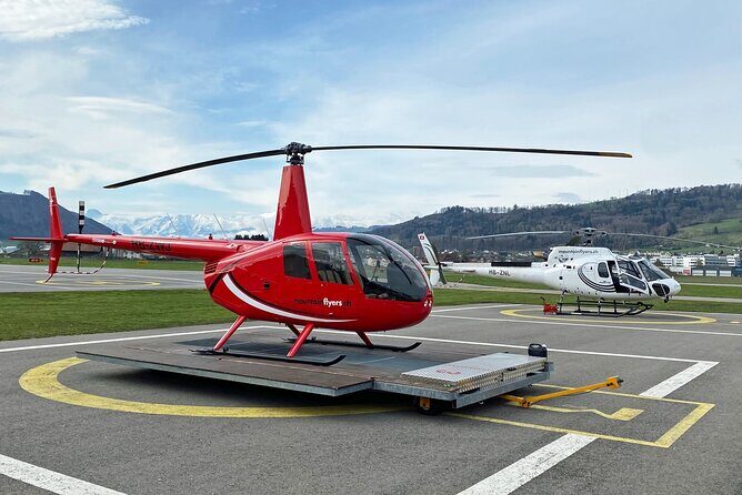 Private Swiss Alps helicopter tour over snow covered mountain peaks and glaciers - An In-Depth Look at the Swiss Alps Helicopter Experience