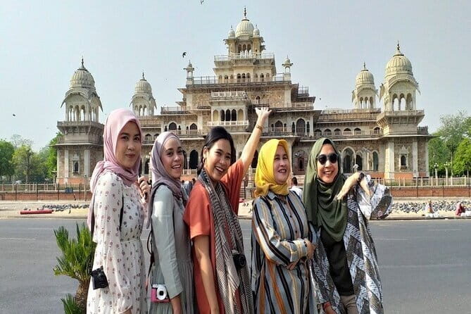 Private Taj Mahal, Agra Fort & Baby Taj Tour from Delhi by Car - Who Will Love This Tour?