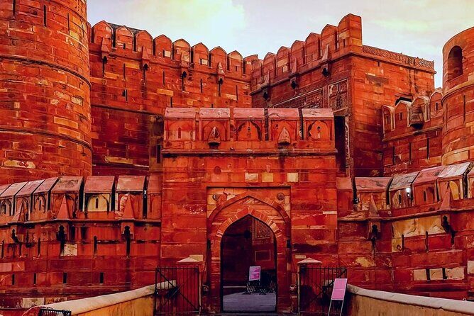 Private Taj Mahal and Agra Fort Day Tour - Tour Breakdown: What to Expect