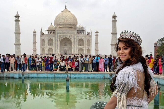 Private Taj Mahal Tour from Delhi by Super-Fast Train - Exploring the Taj Mahal: A Masterpiece of Love and Architecture