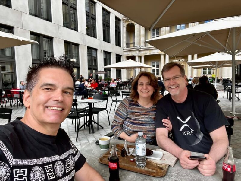 Private Taxi Tour through Berlin Extended & Relaxed ca 6-8h - Key Points