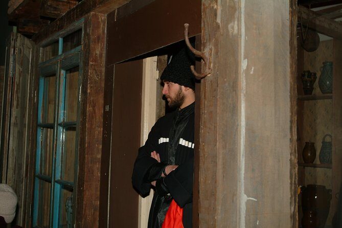 Private Tbilisi City Tour and Dinner with Folk Show - Key Points