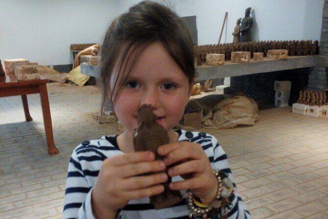 Private Terracotta Army Tour with Kids Fun: Figurine-making + VR - Key Points