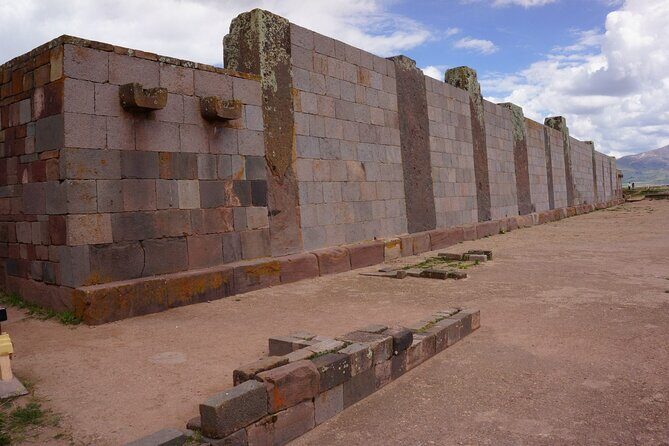Private Tiwanaku and Titicaca Day Trip from La Paz - Practical Considerations