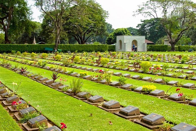 Private to Kanchanaburi via MaeKlong Train Market&Floating market - Floating Market: Color, Flavor, and Local Charm