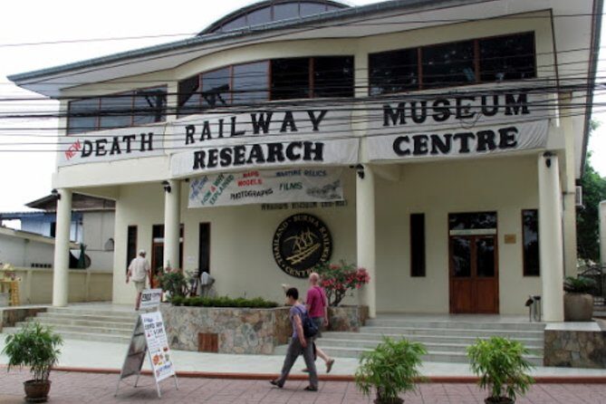 Private to Kanchanaburi via MaeKlong Train Market&Floating market - End of Day: Reflection and Return