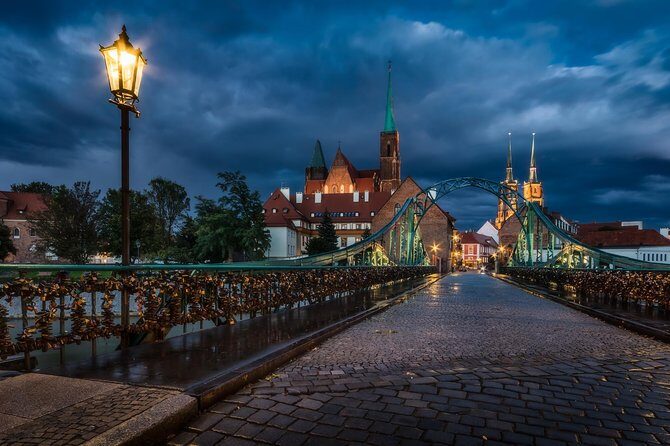 Private "Top Attractions Of Wroclaw" Tour - Exploring Wroclaw on Foot: What You Can Expect