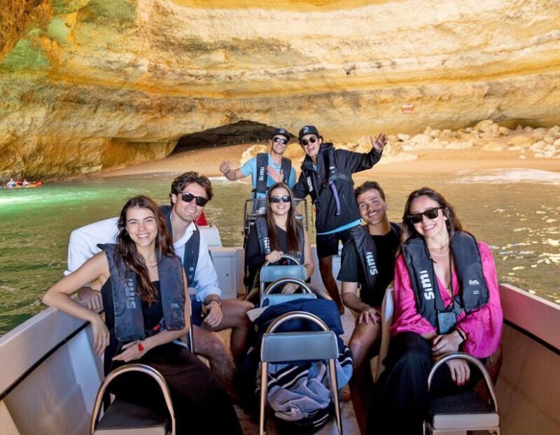Private Tour 1h30 I Benagil´s Best Caves - Armação de Pêra - Key Points
