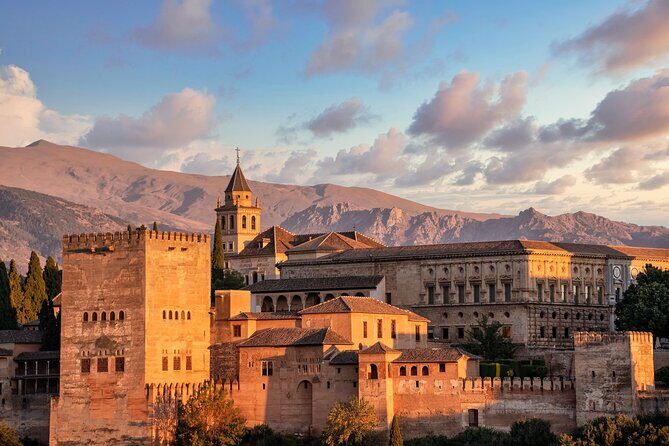 Private Tour Alhambra, Generalife and Nasrid Palaces - A Closer Look at the Tour Itinerary