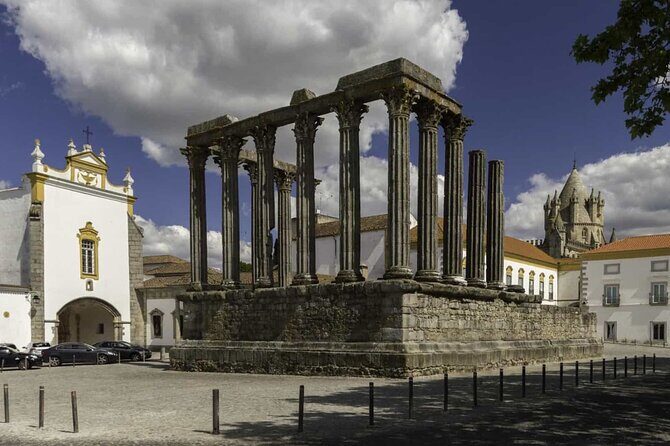 Private Tour all day Evora from Lisbon - Key Points