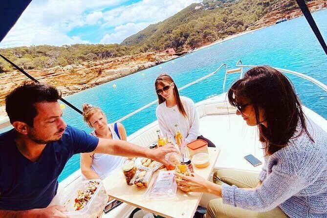 Private Tour along the Coast of Sant Antoni de Portmany - A Detailed Look at the Experience