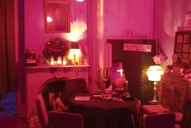 Private Tour and Seance at the House on Bourbon - Key Points