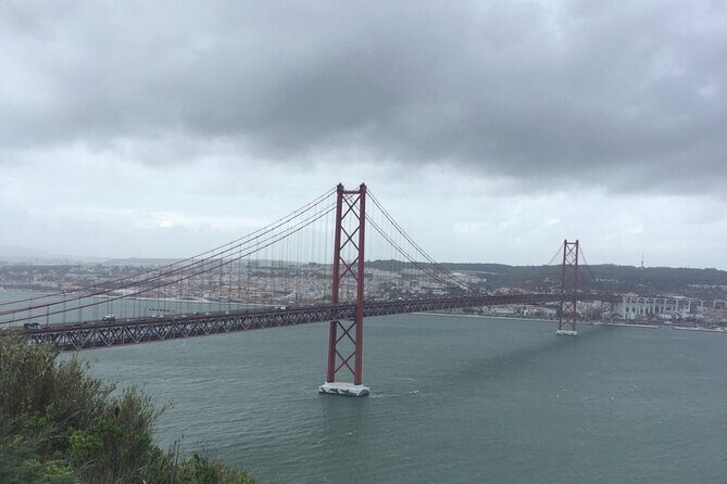 Private tour Arrábida, Sesimbra from Lisbon - Key Points