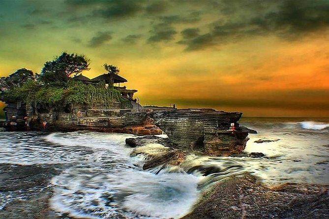 Private Tour Bali Swing & Visiting Temples in Bali - Tanah Lot: Sunset and Spectacular Views