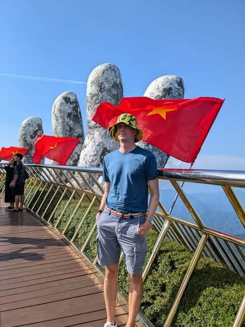 Private tour - Bana hills- golden hands bridge by night - Key Points