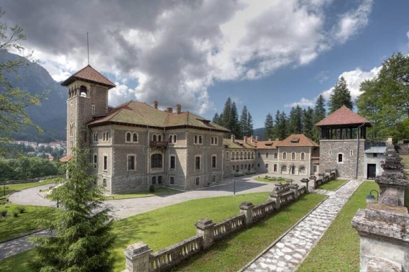 PRIVATE TOUR Bucharest: Wednesday, Dracula & Pele 3 Castles - A Deep Dive into the Day’s Adventure