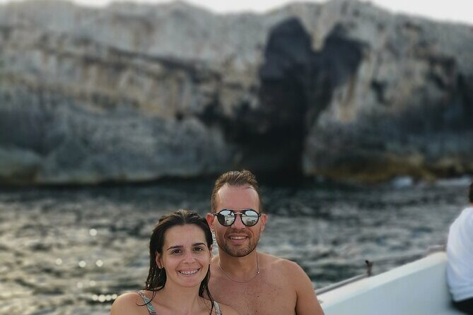 PRIVATE TOUR by Boat Sea Caves on the Island of Ortigia - The Details of the Ortigia Sea Caves Private Tour