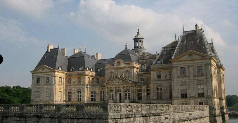 Private tour: Chateaux de Vaux le Vicomte & Fontainebleau - Château de Vaux-le-Vicomte: A Masterpiece of 17th-Century Elegance