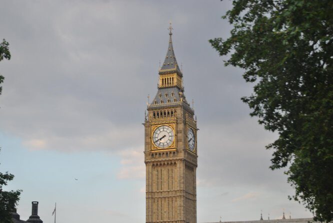 Private Tour: Chauffeur-Driven Tour of London - FAQs