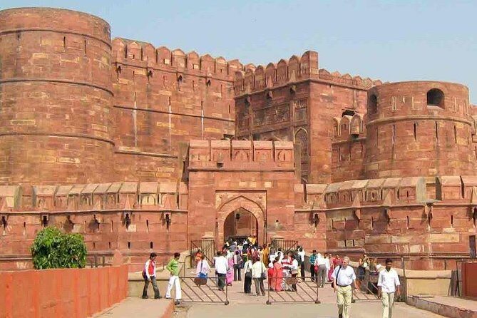 Private Tour: Essentials of Agra Day Tour - Discovering the Heart of Agra: In-Depth Review
