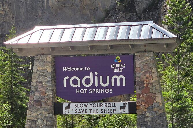 Private Tour Experience at Radium Hot Springs and Kootenay Park - Key Points