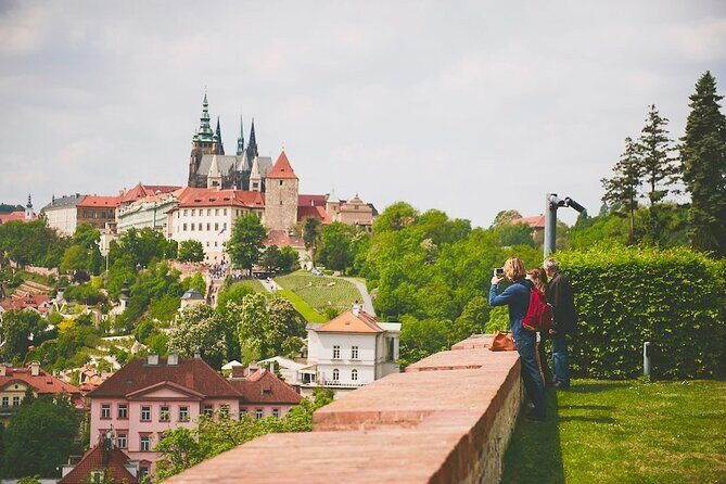 Private Tour: Explore the Majestic Prague Castle, Admission Incl. - A Closer Look at the Prague Castle Tour