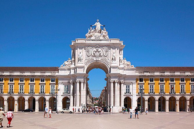 Private Tour: Explore the Places and the Unseen Sides of Lisbon - Exploring Lisbon’s History and Panoramic Views