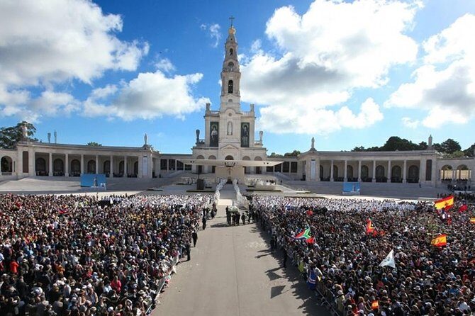 Private Tour Fatima - A Closer Look at the Fatima Private Tour