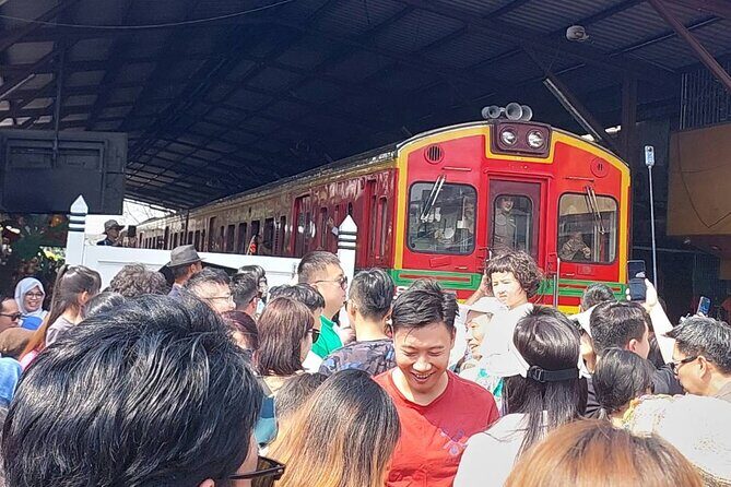 Private Tour Floating Market Damnoen Saduak - Summing Up: Who Should Consider This Tour?