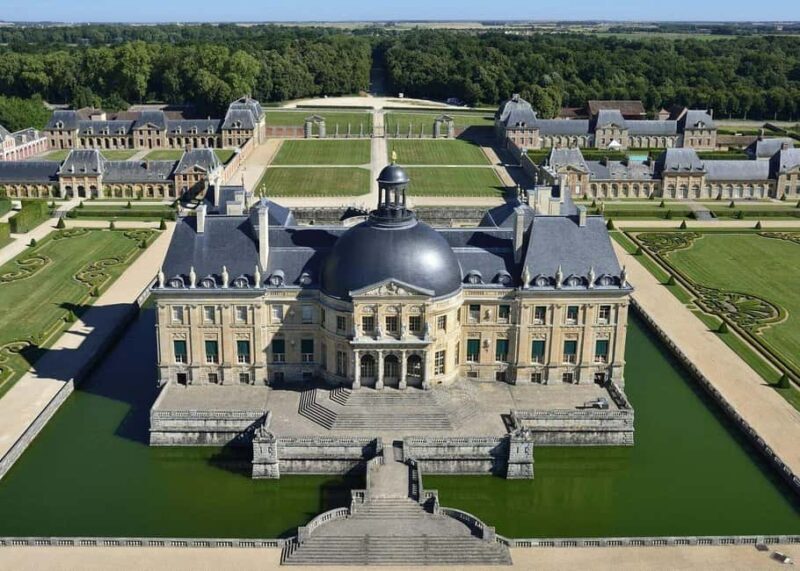 Private Tour Fontainebleau & Vaux-le-Vicomte from Paris - An Accessible and Authentic Look at Two French Castles