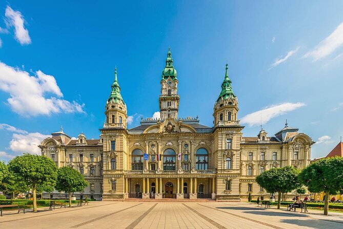 Private Tour from Budapest to Prague Sightseeing - The Itinerary in Detail