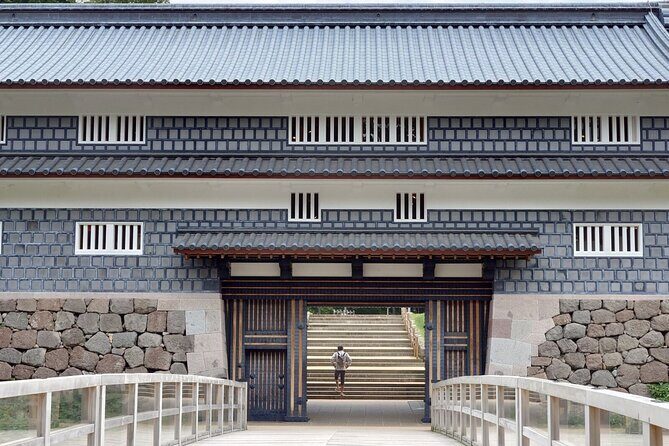 Private Tour From Kanazawa Gold Leaf and Sushi Delights - FAQ