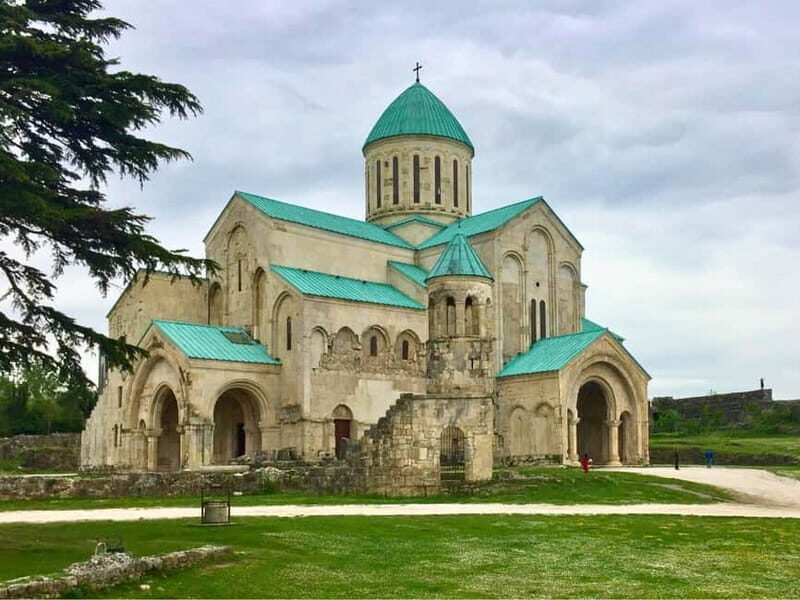 Private tour from KUTAISI: Bagrati, Gelati and Motsameta - A Closer Look at the Itinerary
