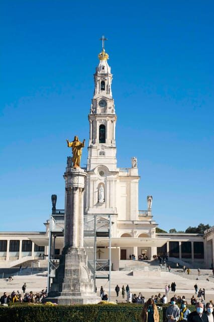 Private tour from Lisbon to Fátima and back - Visiting the Historic and Spiritual Heart of Fátima